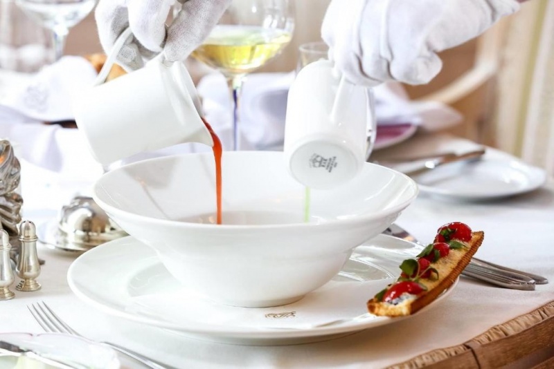 Rubīna nakšņošana ar SPA centra apmeklējumu "TB Palace Hotel & SPA"
