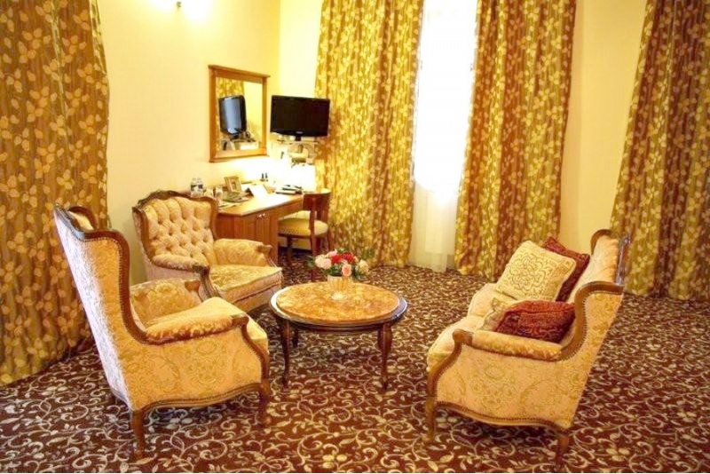 Романтический отдых с джакузи + ужин в Pažaislis Park Hotel