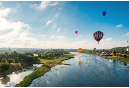 Privāts lidojums ar gaisa balonu Kauņā vai Bištonā