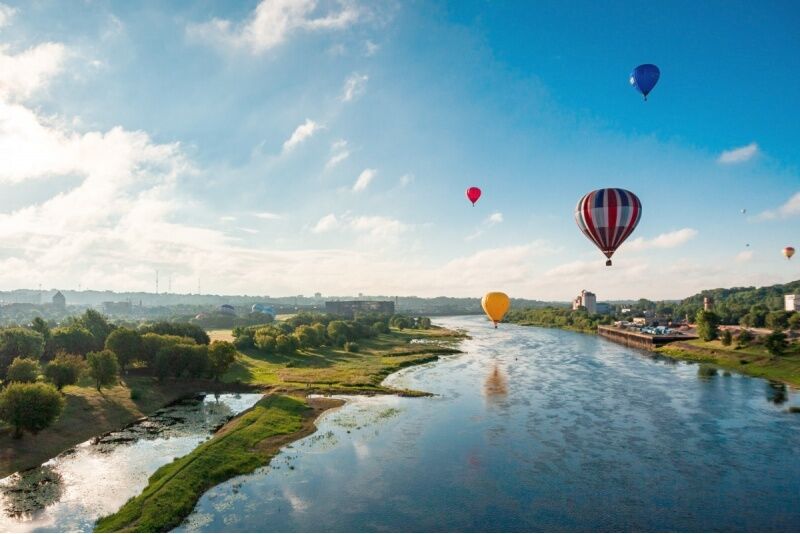 Privāts lidojums ar gaisa balonu Kauņā vai Bištonā