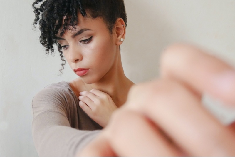 Прокалывание ушей в "Beauty Secrets Studija" в Юрмале