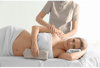Расслабляющий массаж для беременных в салоне "Elastic SPA"