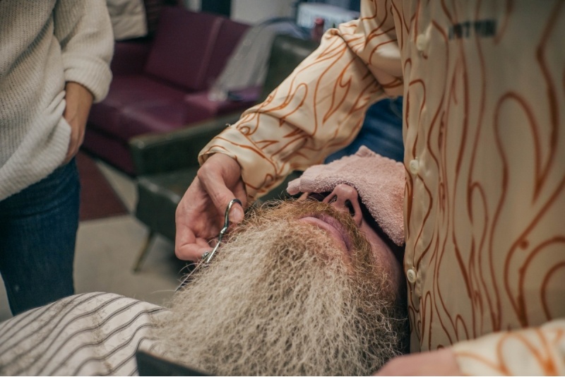 SPA для бороды „Bros&Blades Barbershop“