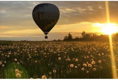 Ekskluzīvs lidojums ar gaisa balonu Jums diviem Siguldā