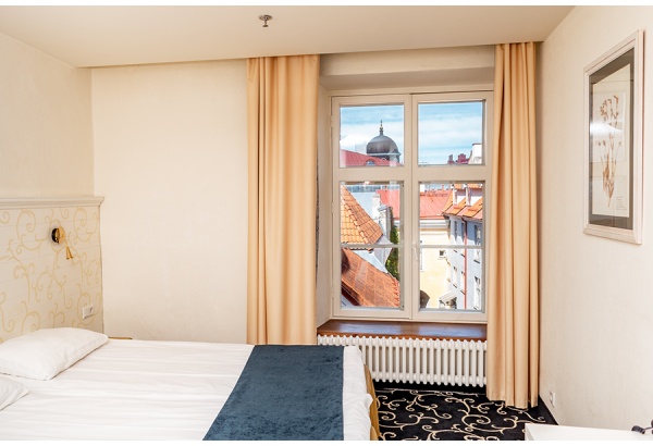 Романтический пакет в отеле Meriton Old Town Garden, Таллинн
