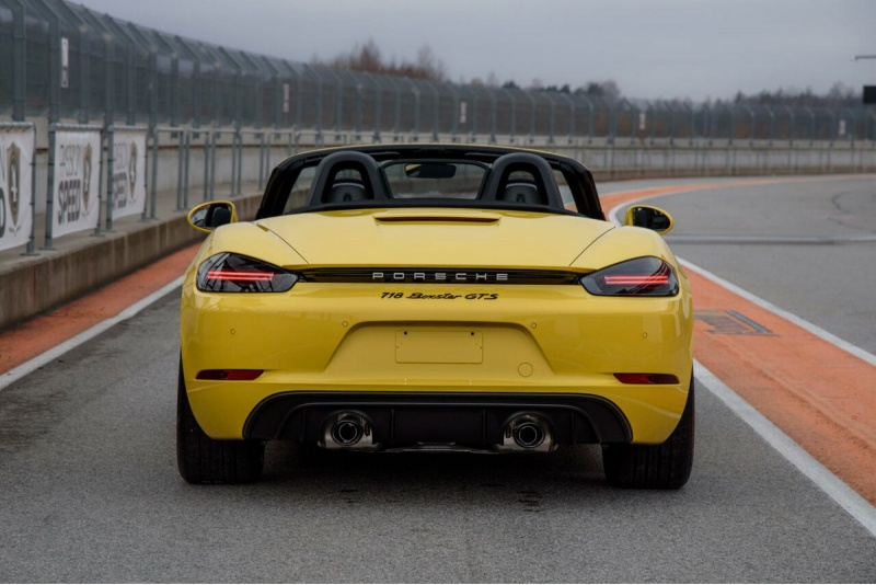Впечатляющая поездка «5 кругов» на Porsche 718 Boxster GTS 4.0 в Пярну