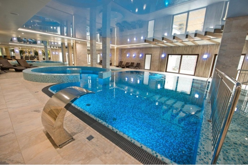 Расслабляющий отдых у водохранилища для двоих в Molo Resort