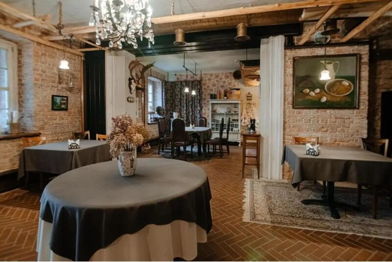 "Романтика сельской усадьбы" – ночёвка с молочным SPA и ужином в “Piena Muiža”