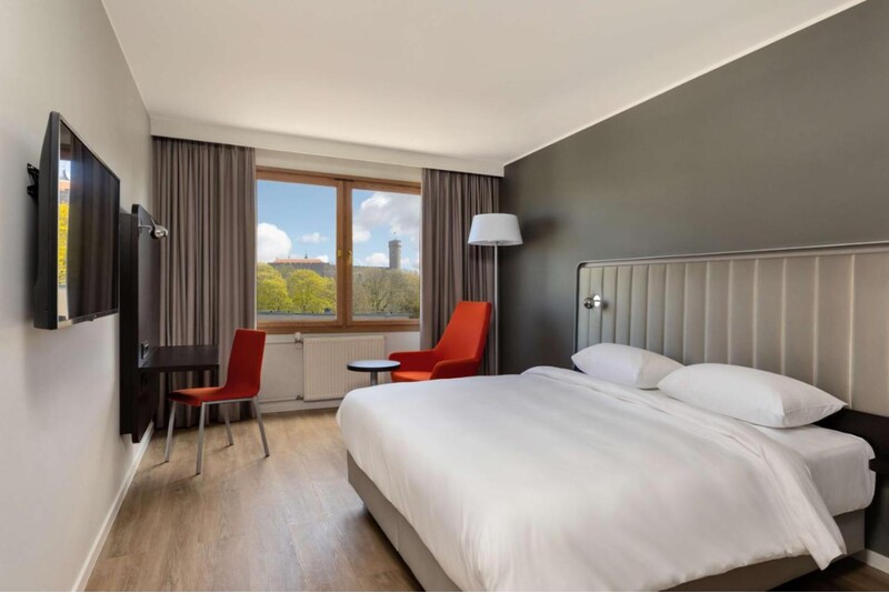 Minibrīvdienas diviem Park Inn by Radisson Meriton Conference & Spa Hotel Tallinn