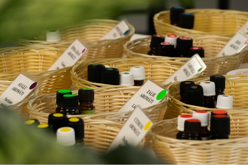 Мастер-класс по изготовлению натуральных духов вместе с "Latvian Aroma–Essence" в Риге
