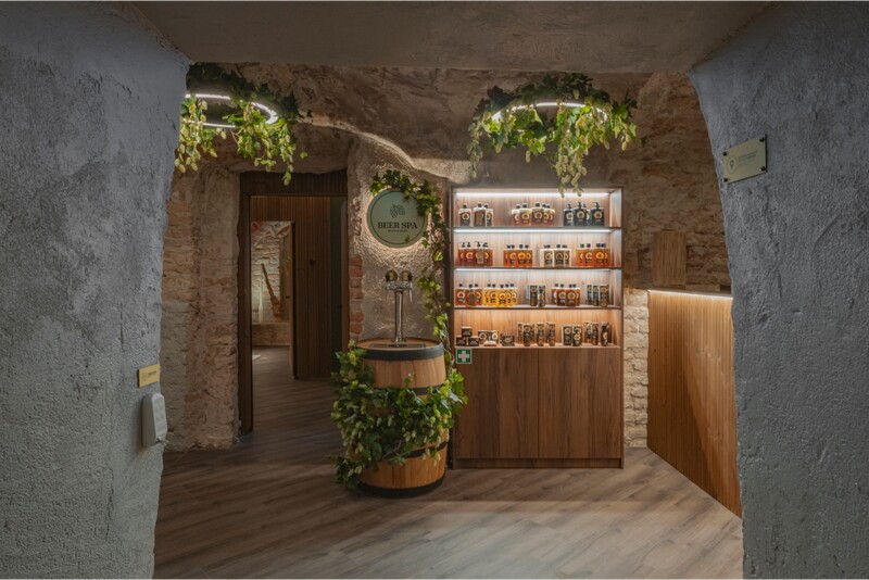 Alus SPA procedūra VIP istabā ĄŽUOLAS „BEER SPA“ Viļņā