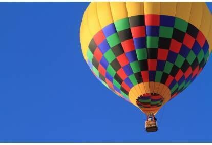 Aizraujošs lidojums ar gaisa balonu Bauskā