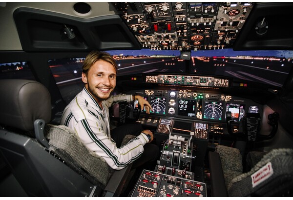 Пилотирование реалистичного авиасимулятора Boeing 737 в Вильнюсе