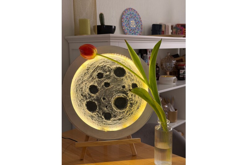 Мастер-класс по изготовлению лампы „Moon Lamp“