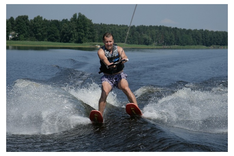Ūdens slēpošana ar profesionālo laivu MasterCraft X2