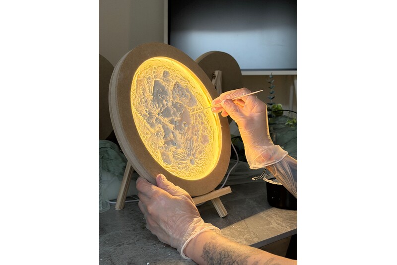 Мастер-класс по изготовлению лампы „Moon Lamp“
