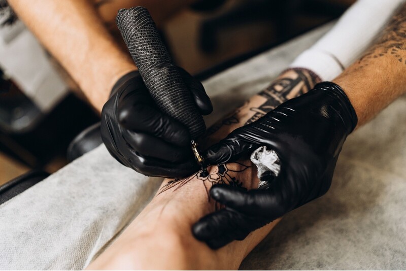 Подарочная карта профессиональной студии татуировки и пирсинга «VEAN TATTOO»