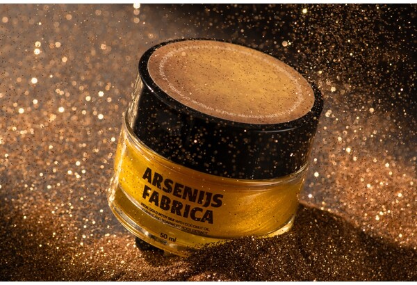 „Arsenijs Fabrica“ dāvanu karte produktu iegādei un radošām meistarklasēm