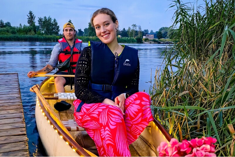Jelgavas vakara laivu brauciens izgaismotās laivās