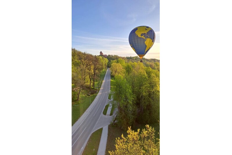 Гастро-полет на воздушном шаре для 6 человек в выбранном городе
