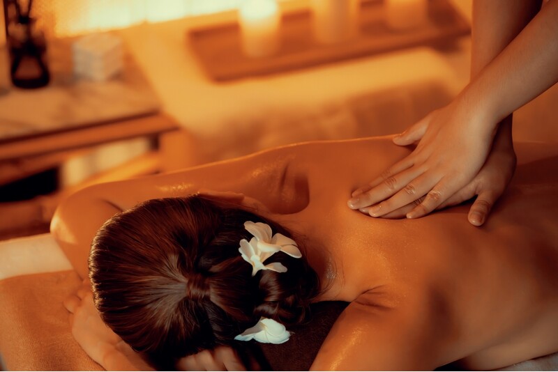 Тайский массаж с маслом в студии „Sawasdee Thai Massage“ в Риге