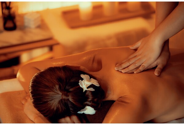 Тайский массаж с маслом в студии „Sawasdee Thai Massage“ в Риге