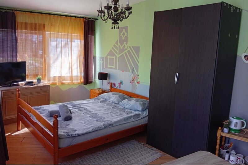 2 nakšu atpūta draugu kompānijai ar pirti „BUKOS” pie Ventspils