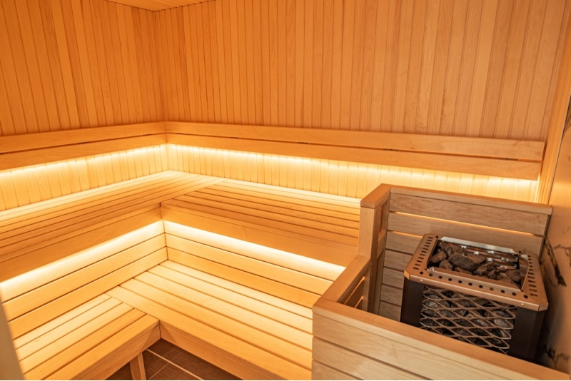 Ночь в номере Deluxe в «Sanvilla» с частным посещением SPA