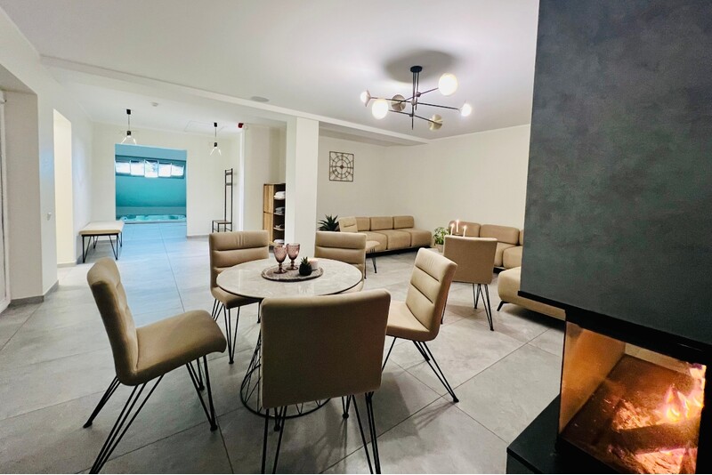 Ночь в Deluxe-номере «Sanvilla» с приватным посещением SPA