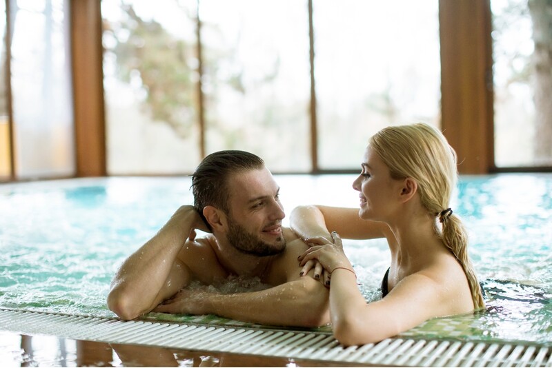Nakšņošana diviem ar vakara peldi „Dzintari SPA“ un biljardu Jūrmalā