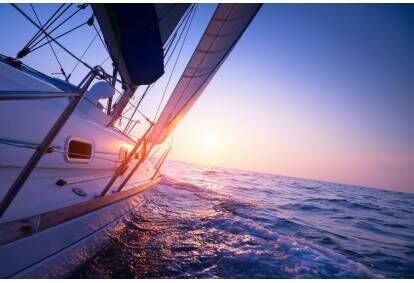 Romantiškas pasiplaukiojimas jachta „Žaltys“ Trakuose