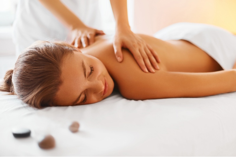 Aнтицеллюлитная процедура обертывания + прессотерапия в салоне "Activ&SPA" в Риге