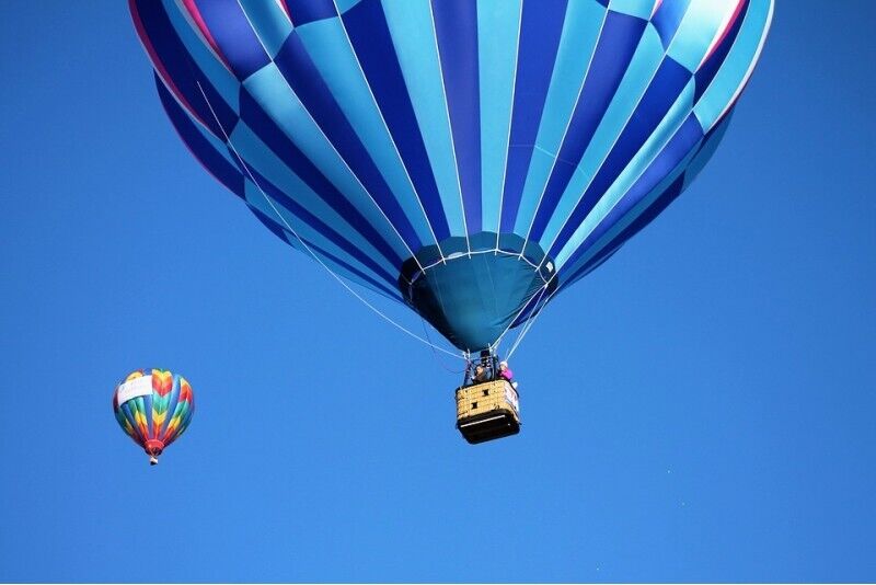 Aizraujošs lidojums ar gaisa balonu virs Siguldas un Nurmižu gravu rezervāta