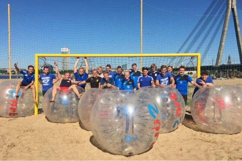 Захватывающий Zoorb Football или пузырьковый футбол с 10 шариками