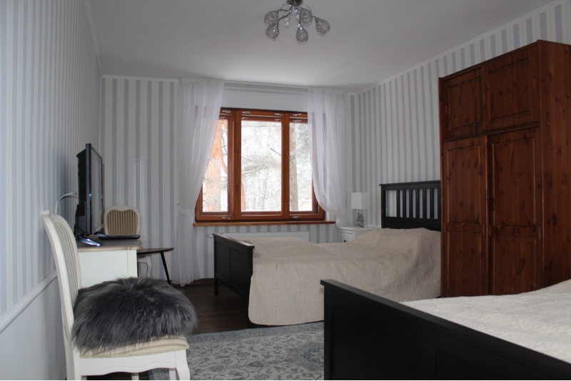 Patīkama atpūta pie jūras - nakšņošana villas "Neibāde" otrajā stāva apartamentos - līdz 14 cilvēkiem