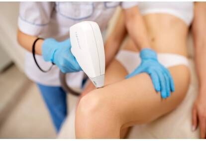 Процедура лазерной эпиляции голеней и коленей для женщин