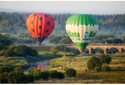 Lidojums ar gaisa balonu Cēsīs no "GaisaBaloni.lv"