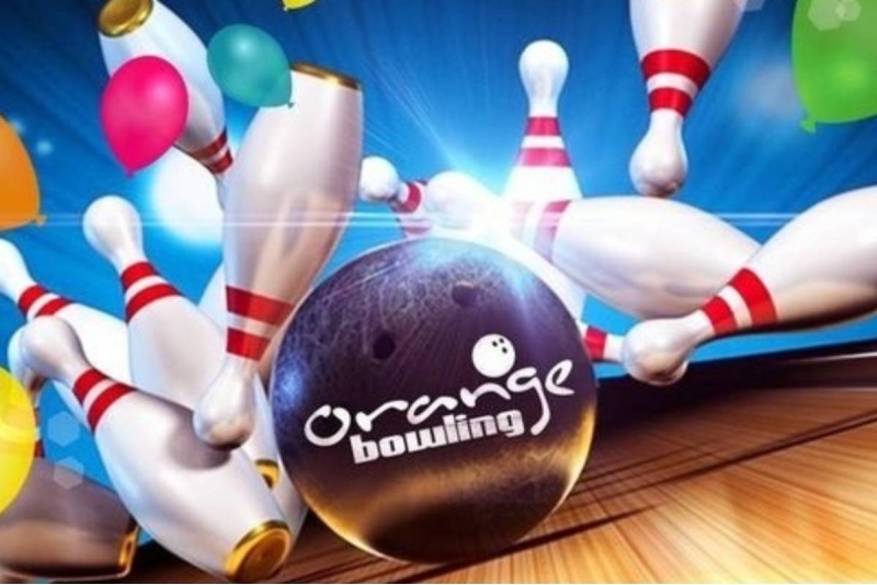 Aizraujoša boulinga spēle un pica ar dzērieniem no "Orange Bowling" Daugavpilī