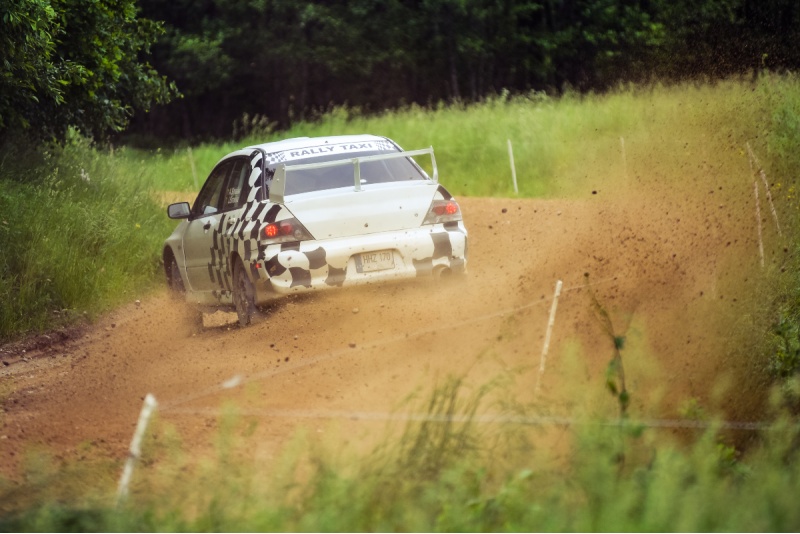 Мчитесь с ЧЕМПИОНОМ РАЛЛИ по настоящей дороге — Rally Taxi