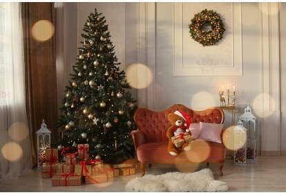 Ziemassvētku fotosesija ar dekorācijām fotostudijā "Clover" Rīgā
