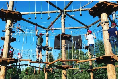 Aktīvās atpūtas piedāvājums ģimenei - kvadracikli, lāzertags un šķēršļu parks