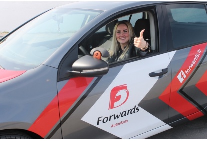 Autoskolas FORWARDS parkošanas kursa dāvanu karte