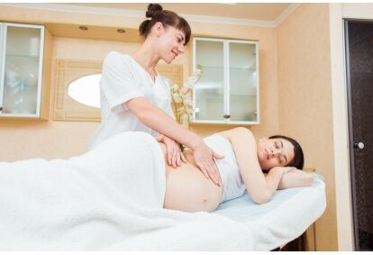 Профессиональный массаж для беременных от "Procosmetics Academy"