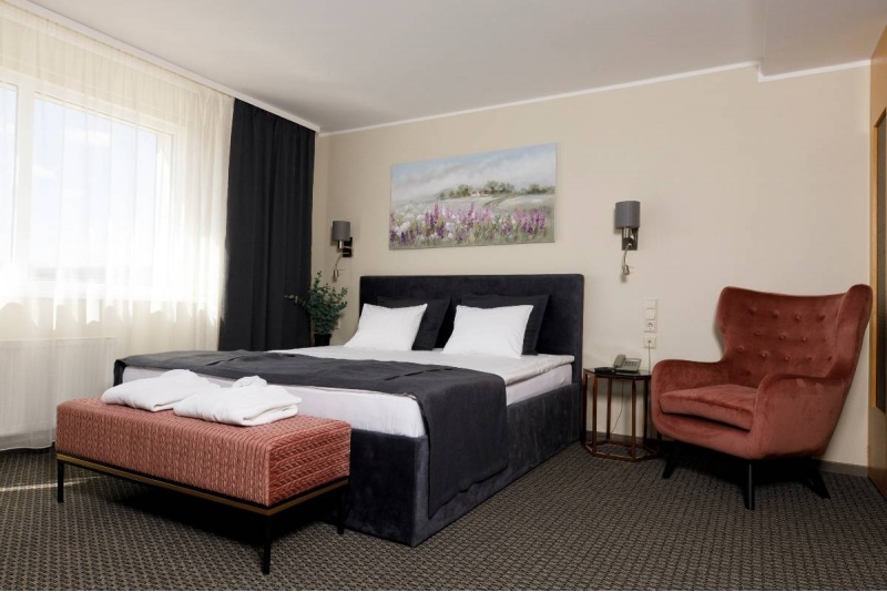 Расслабляющая ночь в отеле “SPA Hotel Ezeri”